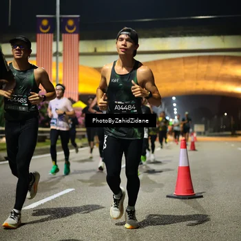 Runner Photo 6372485
