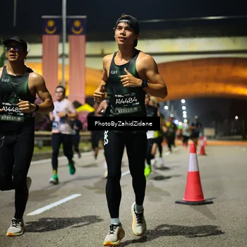 Runner Photo 6372534