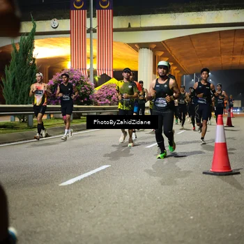 Runner Photo 6372545
