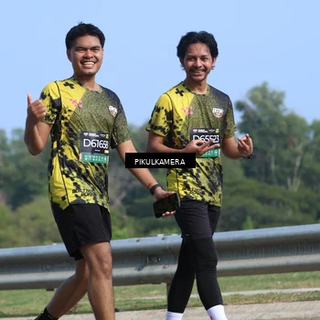 Runner Photo 6372712