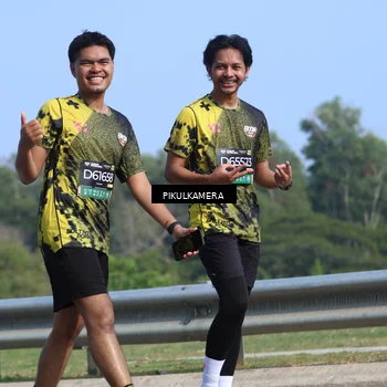 Runner Photo 6372714