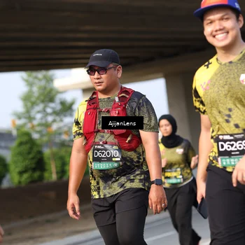 Runner Photo 6372781