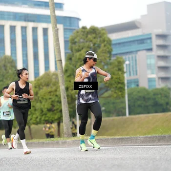 Runner Photo 6372818