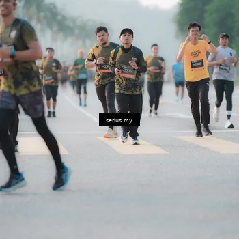 Runner Photo 6372835