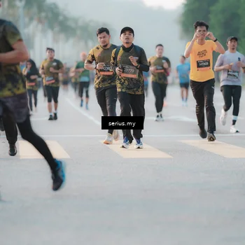 Runner Photo 6372846