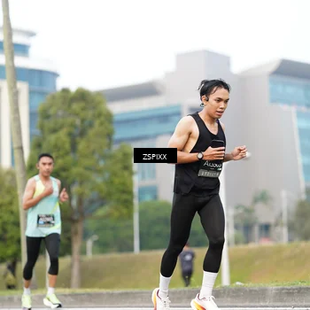 Runner Photo 6372855