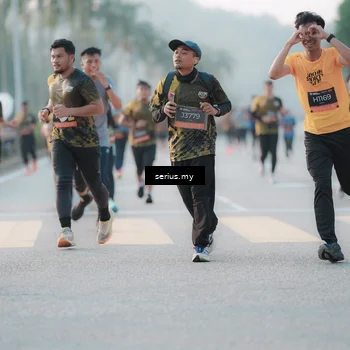 Runner Photo 6372887