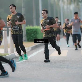 Runner Photo 6372900