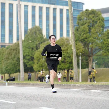 Runner Photo 6372915