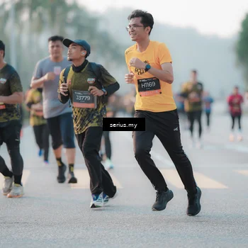 Runner Photo 6372920