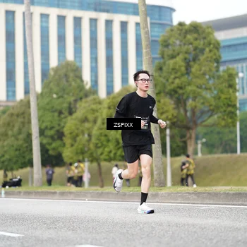 Runner Photo 6372933