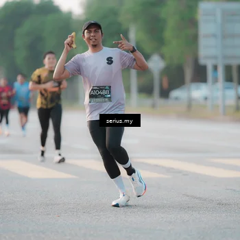 Runner Photo 6372956