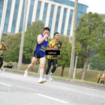 Runner Photo 6373021