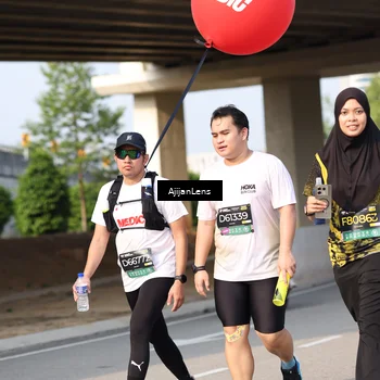 Runner Photo 6373026