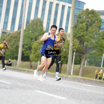 Runner Photo 6373049