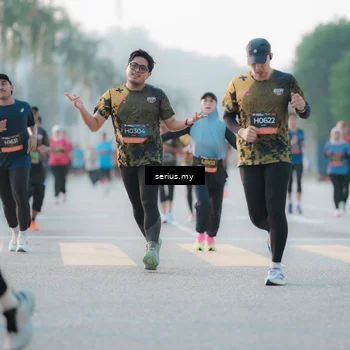 Runner Photo 6373057