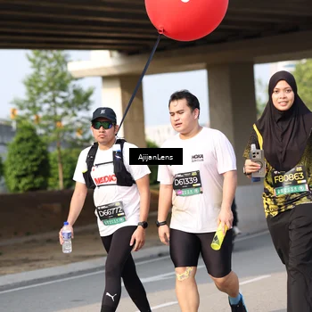 Runner Photo 6373068