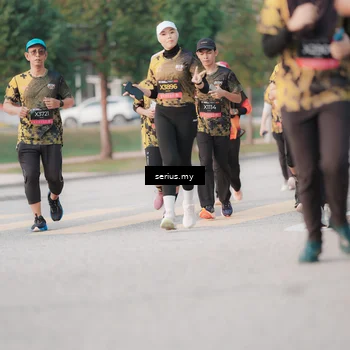 Runner Photo 6373111