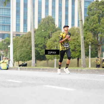 Runner Photo 6373123