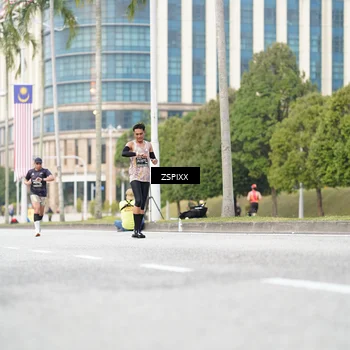 Runner Photo 6373217