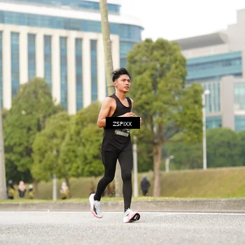Runner Photo 6373224