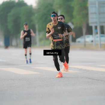 Runner Photo 6373252