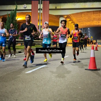Runner Photo 6373270
