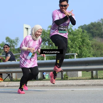 Runner Photo 6373276