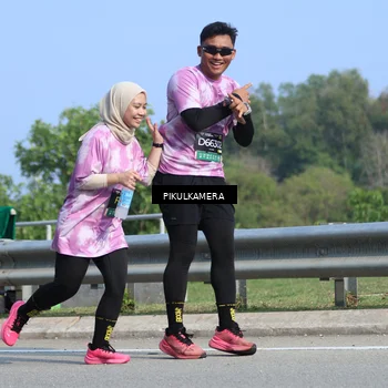 Runner Photo 6373281