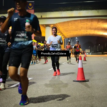 Runner Photo 6373324