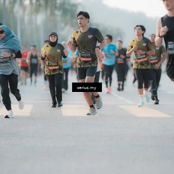 Runner Photo 6373331