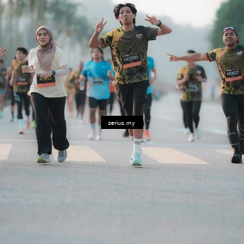 Runner Photo 6373347