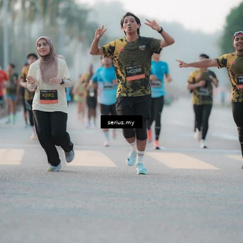 Runner Photo 6373369