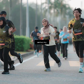 Runner Photo 6373373
