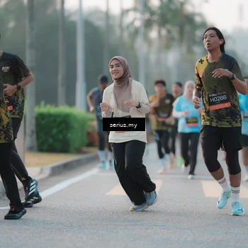 Runner Photo 6373378