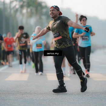 Runner Photo 6373396