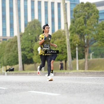 Runner Photo 6373501