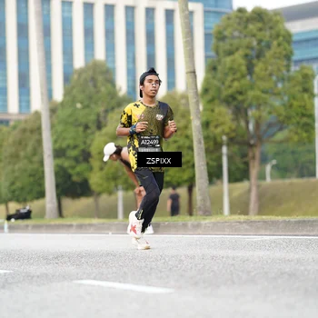Runner Photo 6373527