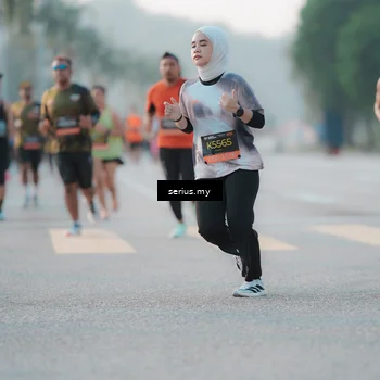 Runner Photo 6373530