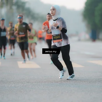 Runner Photo 6373531
