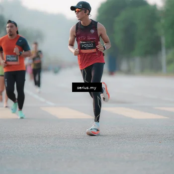 Runner Photo 6373563