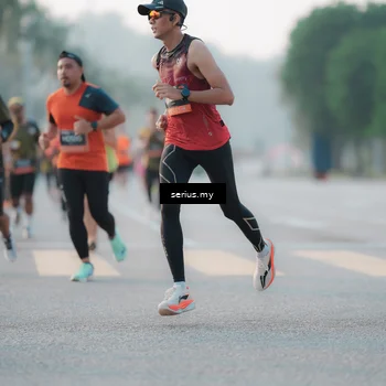 Runner Photo 6373597