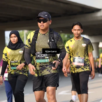 Runner Photo 6373615