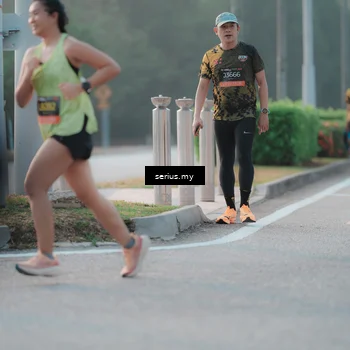 Runner Photo 6373721