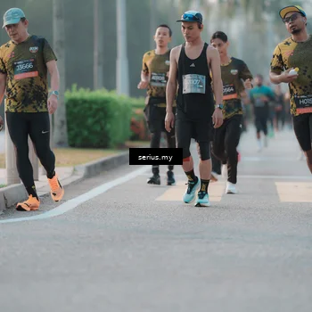 Runner Photo 6373733