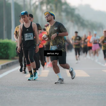 Runner Photo 6373740