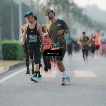 Runner Photo 6373742