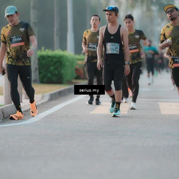 Runner Photo 6373768