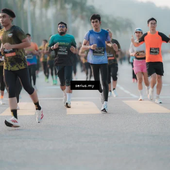 Runner Photo 6373800