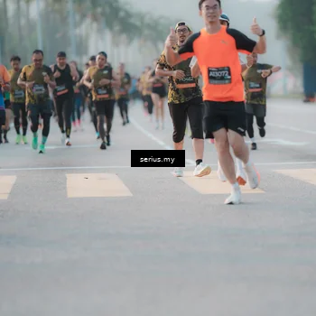 Runner Photo 6373815